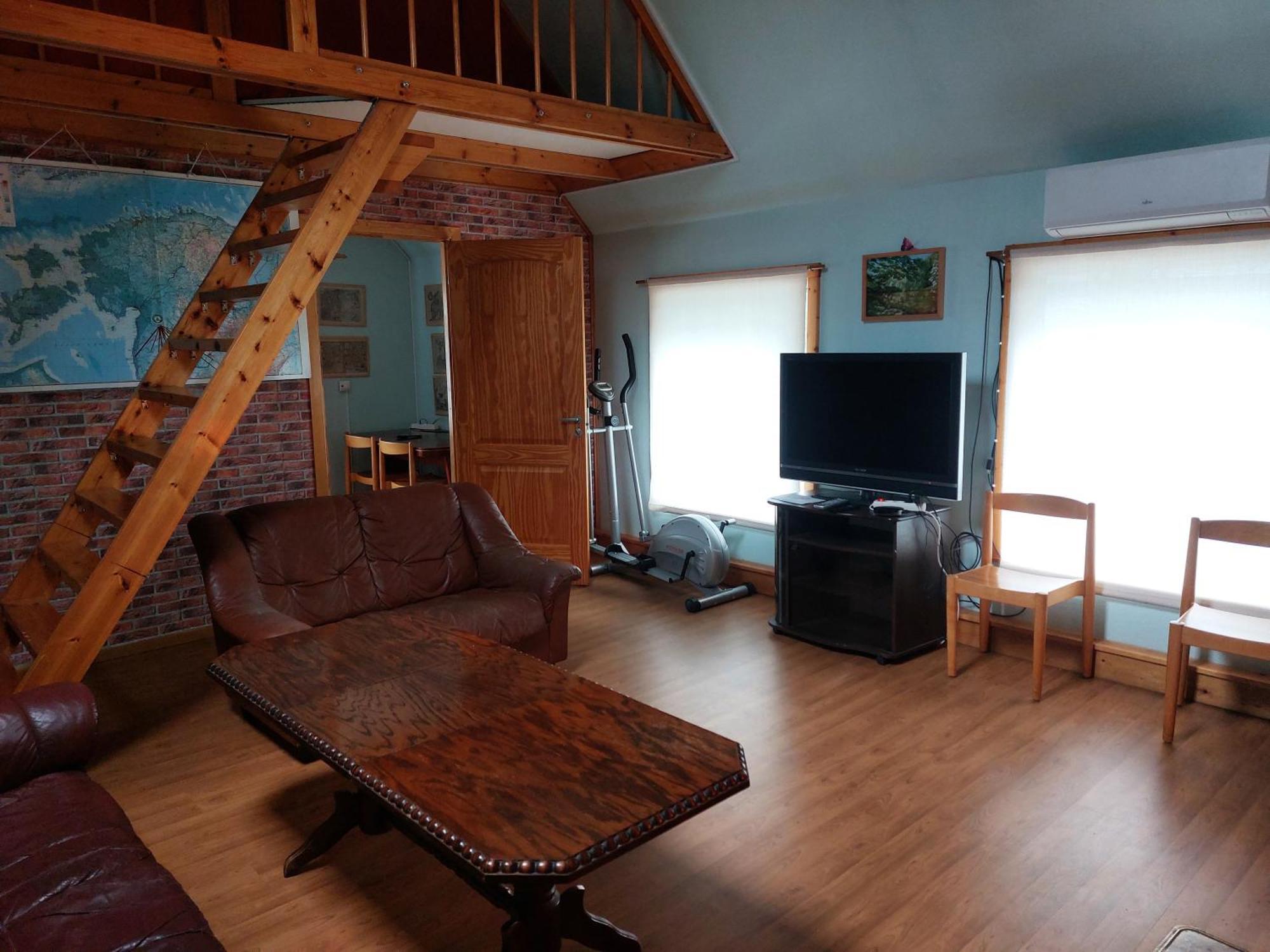 Livonia Matkamaja Hostel Kilingi-Nomme Екстериор снимка