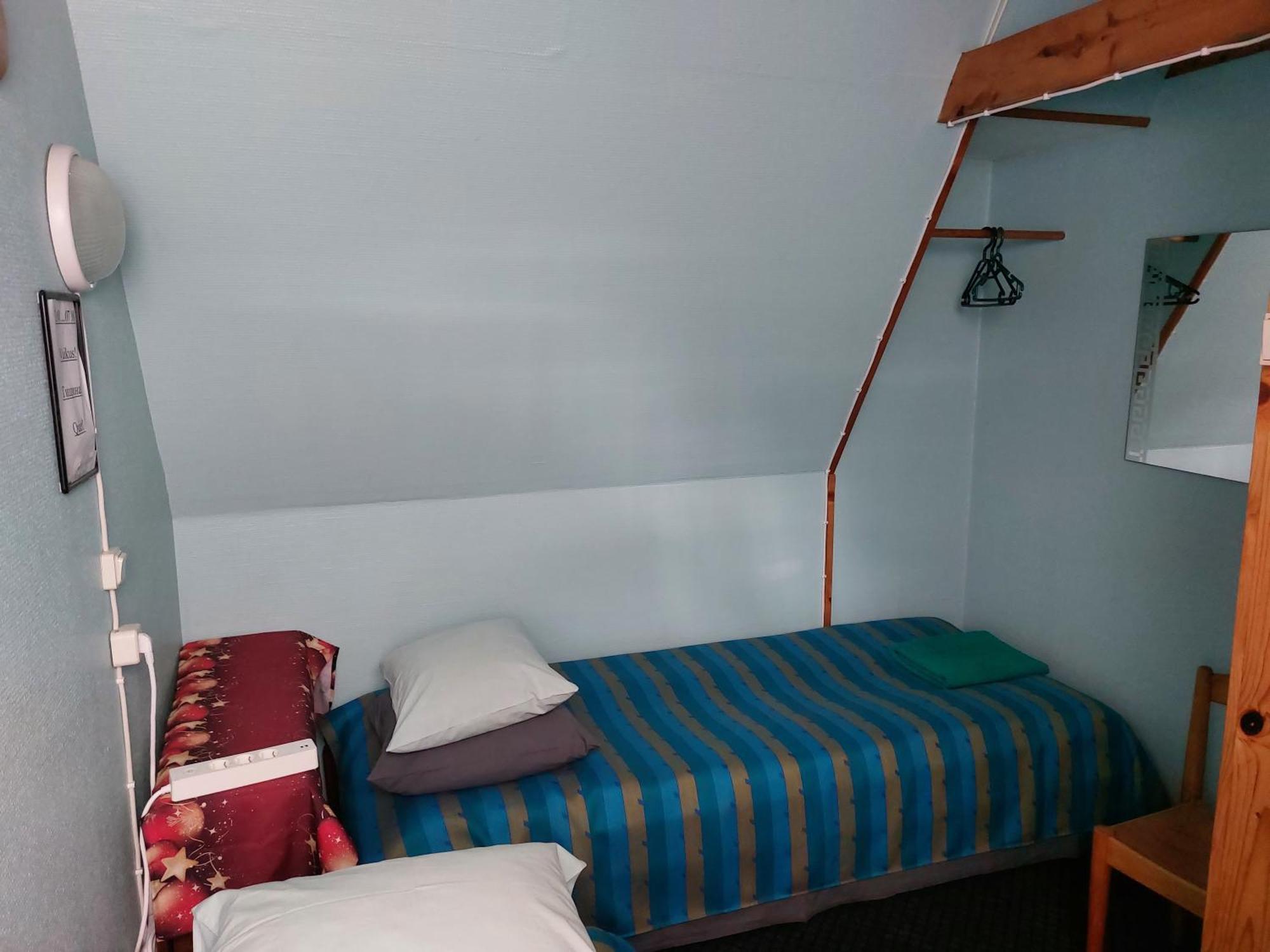 Livonia Matkamaja Hostel Kilingi-Nomme Екстериор снимка